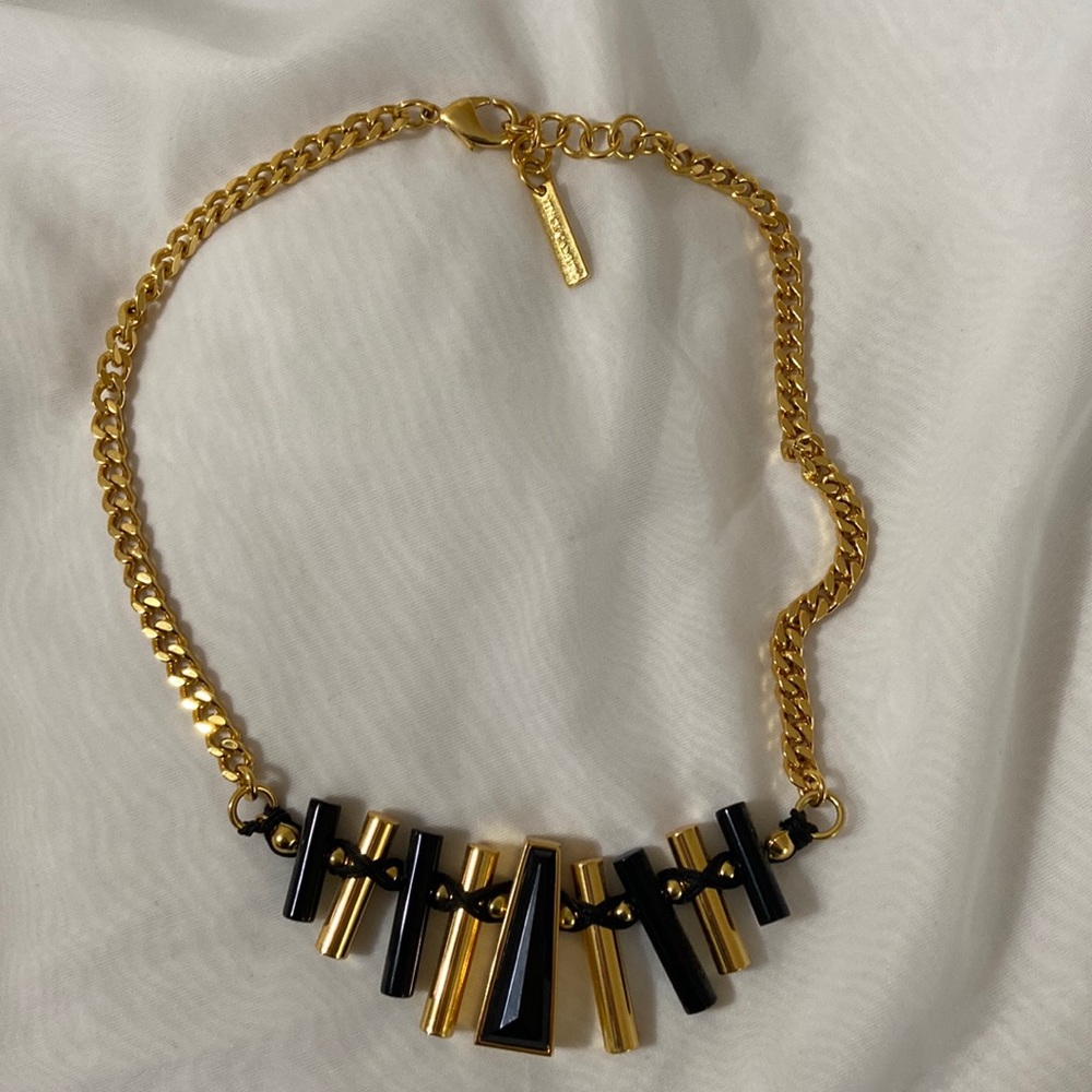 LIKE NEW Vince Camuto Statement Necklace